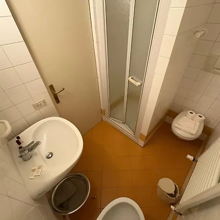 Guesthost - Arco Della Pace דירה *