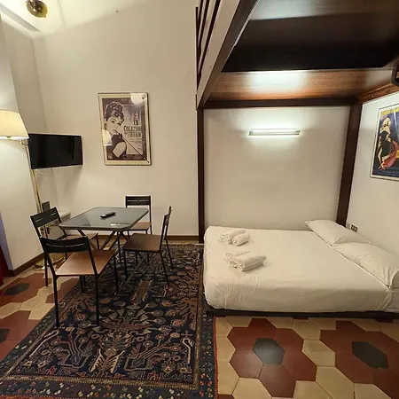 Apartment Guesthost - Arco Della Pace *
