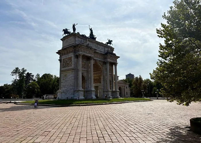 Apartment Guesthost - Arco Della Pace Mailand